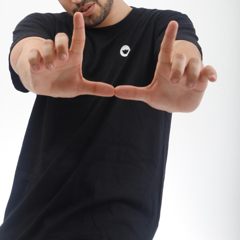 Camiseta Clásica - Color Negro_2